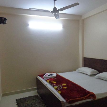 Delhi Inn,Walk In Nizamuddin Railway Station 뉴델리 외부 사진