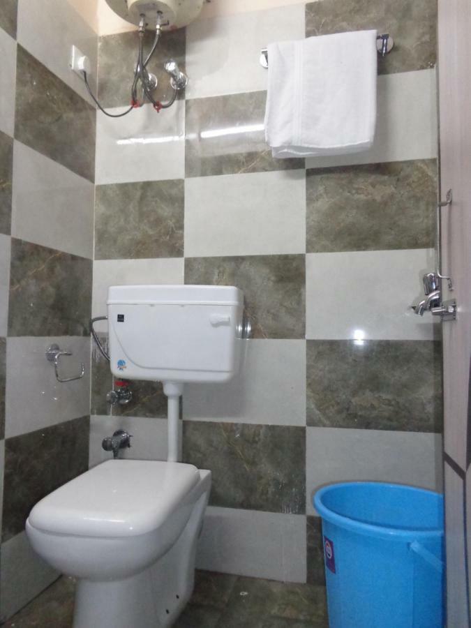 Delhi Inn,Walk In Nizamuddin Railway Station 뉴델리 외부 사진
